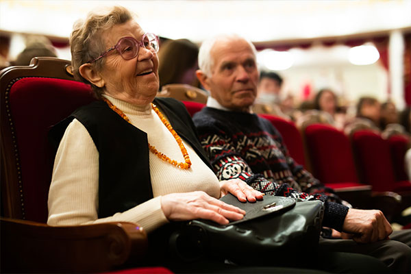 Ausflüge und Kulturveranstaltungen &copyAdobe Stock #419626045